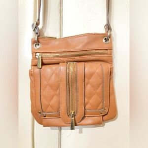 *BRAND NEW* Women Brown Leather Side Bag With Gold Zippers and Adjustable Straps